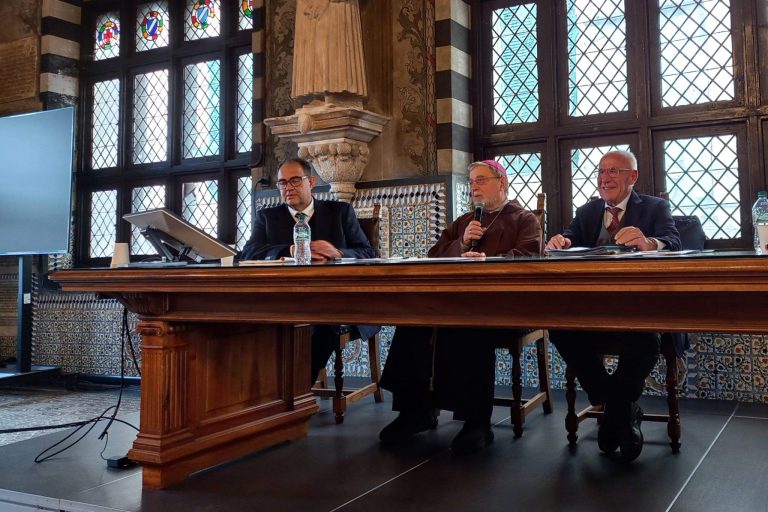 UCSS participa en forum internacional en Italia